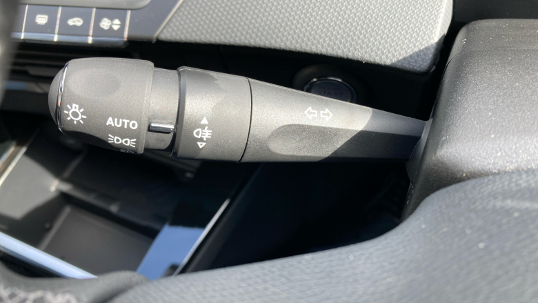 Vauxhall Astra 1.2 Turbo 130 Griffin [Tech Pack] 5dr Petrol Hatchback